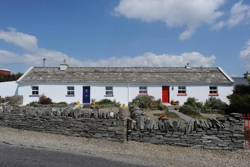 Red Stonecutters Cottage, Doolin Carrowauff Ngoại thất bức ảnh