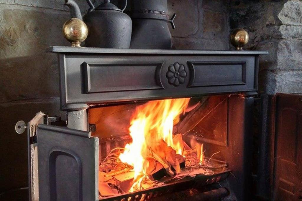 Red Stonecutters Cottage, Doolin Carrowauff Ngoại thất bức ảnh